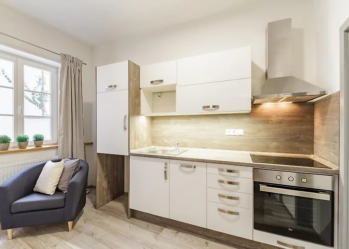 Downtown Royal Apartment